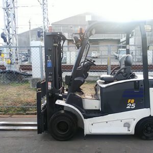 Xe nâng điện 2.5 tấn Komatsu FB25-12