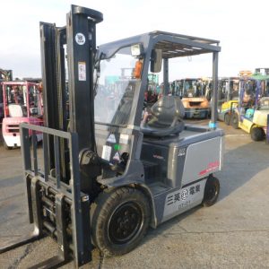 Xe nâng điện 3 tấn ngồi lái TCM FB30-7