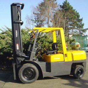 Xe nâng hàng 5 tấn chạy Gas TCM FG50