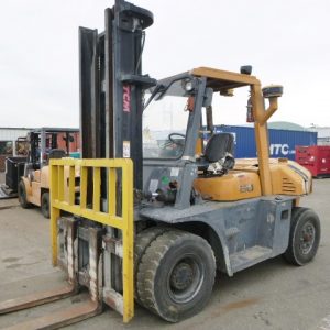 Xe nâng hàng chạy gas 6 tấn TCM FG60-9